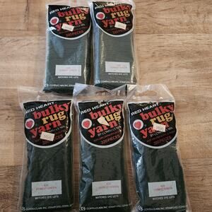 Vtg Red Heart Latch Hook Bulky Rug Yarn Forest Green 626 NOS 5pkgs of 320pcs